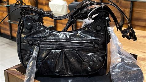 steve madden fake balenciaga